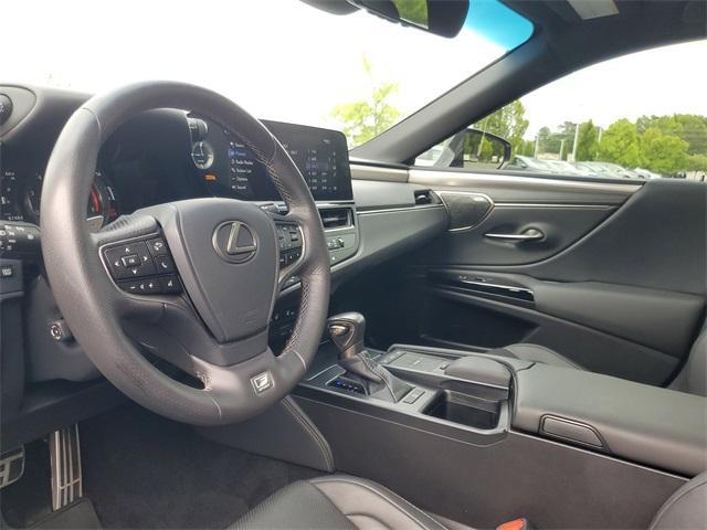 used 2022 Lexus ES 350 car, priced at $32,500