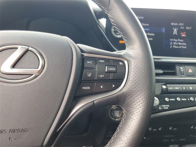 used 2022 Lexus ES 350 car, priced at $32,500