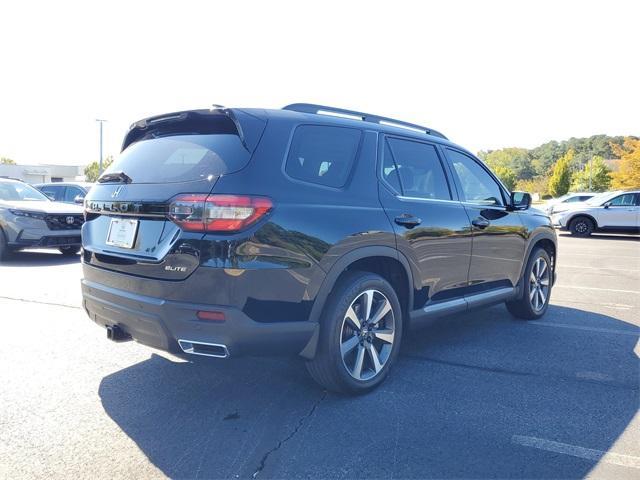 used 2023 Honda Pilot car, priced at $43,500