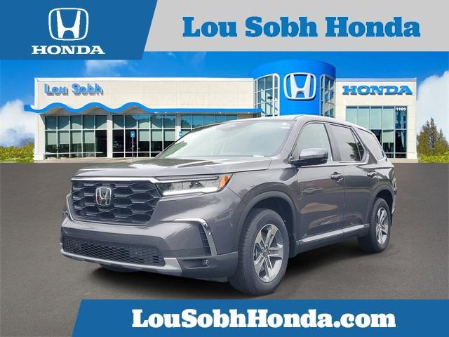 new 2025 Honda Pilot car, priced at $47,095
