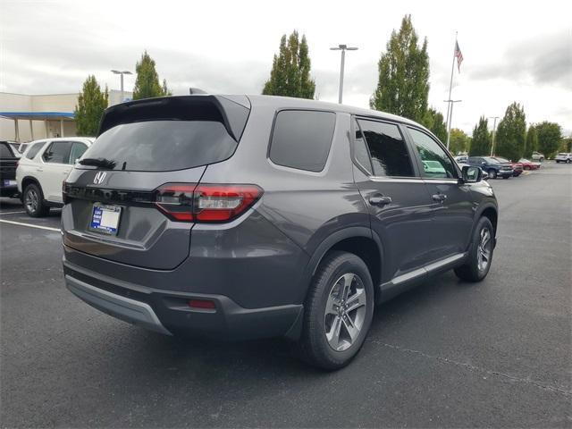 new 2025 Honda Pilot car, priced at $47,095