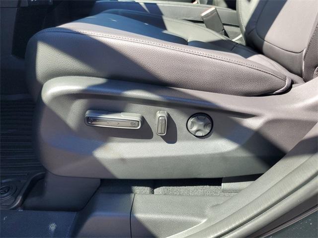 new 2026 Honda Odyssey car, priced at $44,290