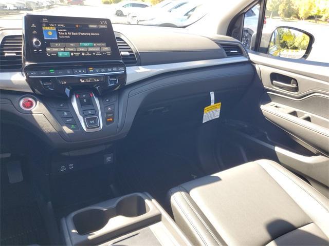new 2026 Honda Odyssey car, priced at $44,290