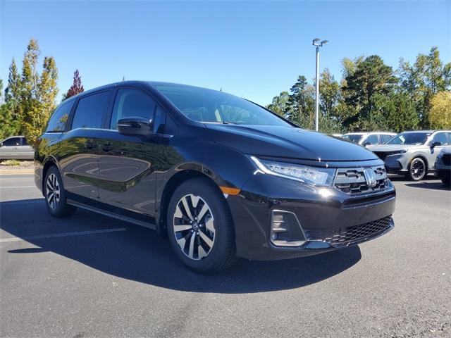 new 2026 Honda Odyssey car, priced at $44,290