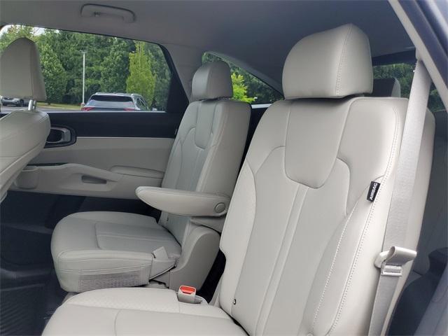 used 2024 Kia Sorento car, priced at $32,500