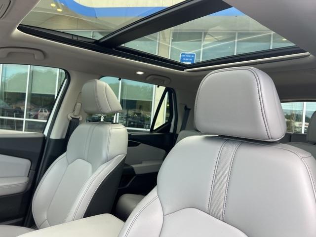 used 2025 Honda Pilot car, priced at $45,000