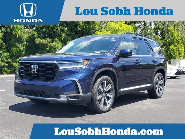 new 2025 Honda Pilot car, priced at $51,050