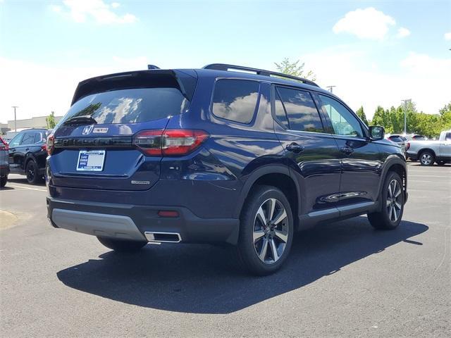 new 2025 Honda Pilot car, priced at $51,050