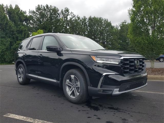 new 2025 Honda Pilot car, priced at $44,950