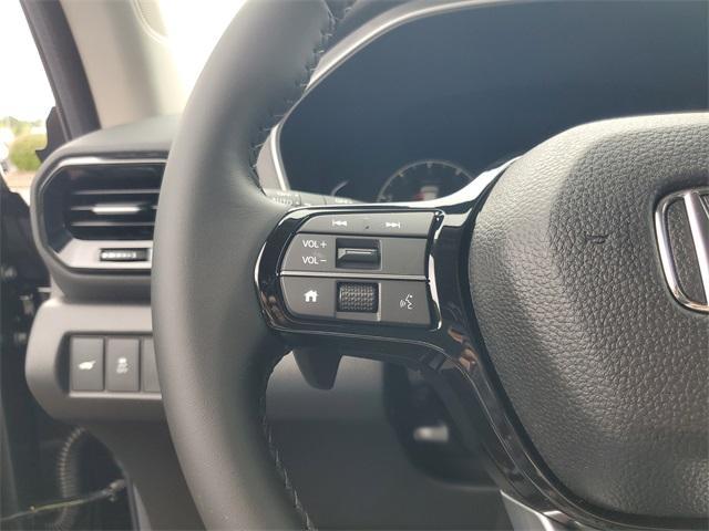 new 2025 Honda Pilot car, priced at $44,950