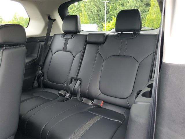 new 2025 Honda Pilot car, priced at $44,950