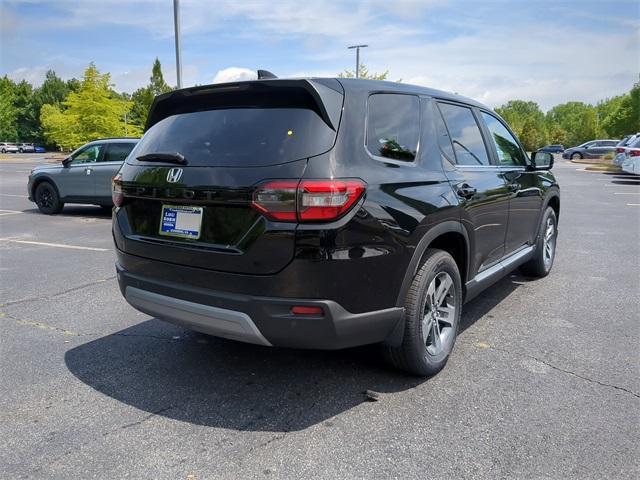 new 2025 Honda Pilot car, priced at $44,950