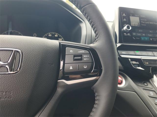 new 2026 Honda Odyssey car, priced at $44,290
