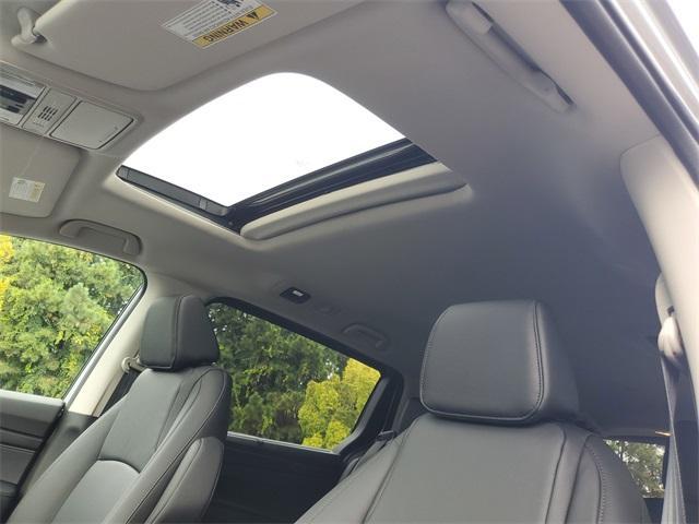 new 2026 Honda Odyssey car, priced at $44,290
