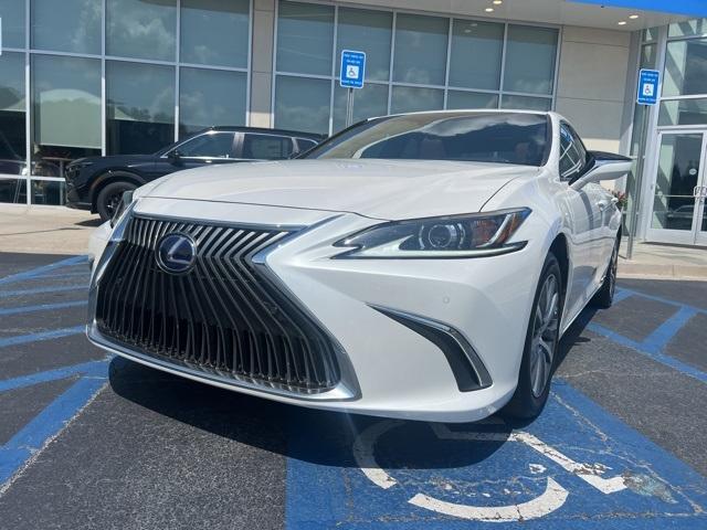 used 2020 Lexus ES 300h car, priced at $31,500