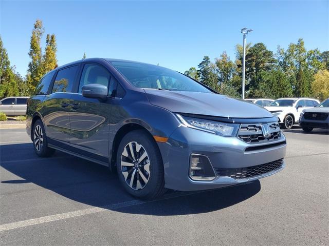 new 2026 Honda Odyssey car, priced at $44,290