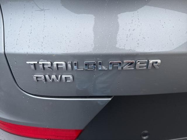 new 2025 Chevrolet TrailBlazer car, priced at $34,502