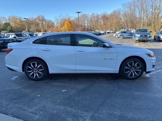 new 2025 Chevrolet Malibu car, priced at $27,961