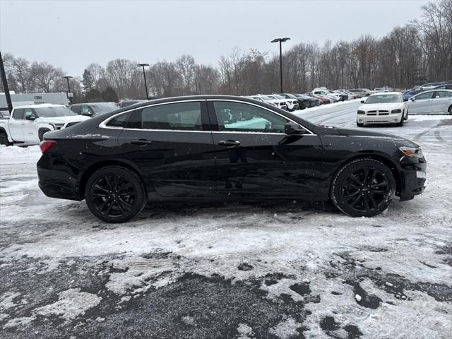 new 2025 Chevrolet Malibu car, priced at $30,073