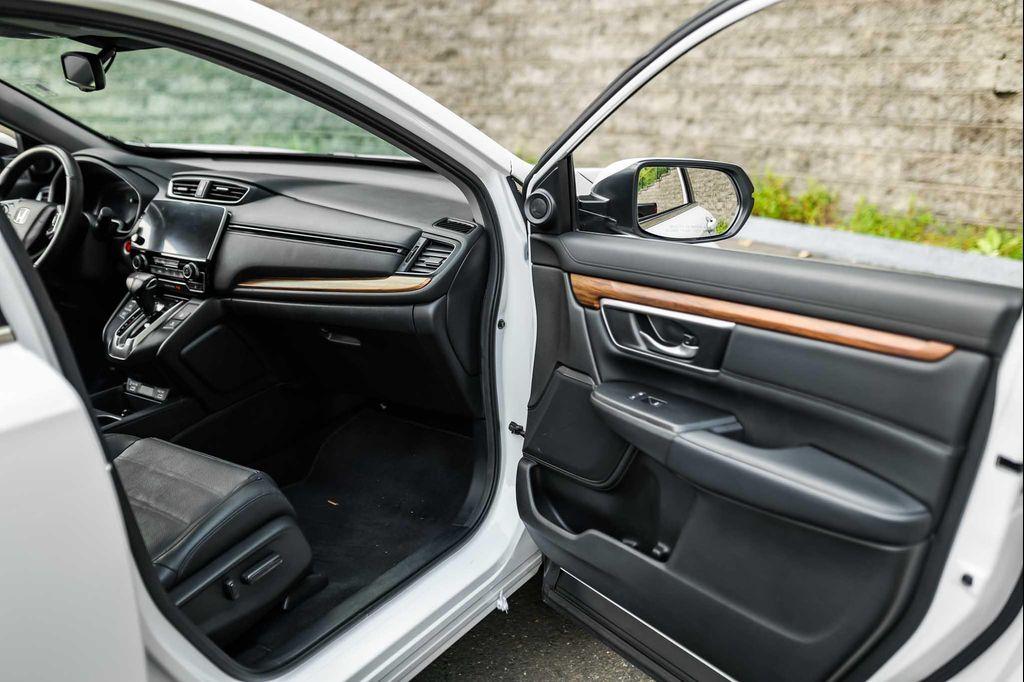 used 2021 Honda CR-V car, priced at $27,500
