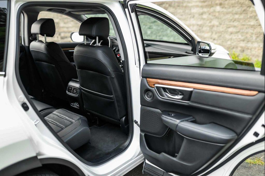 used 2021 Honda CR-V car, priced at $27,500