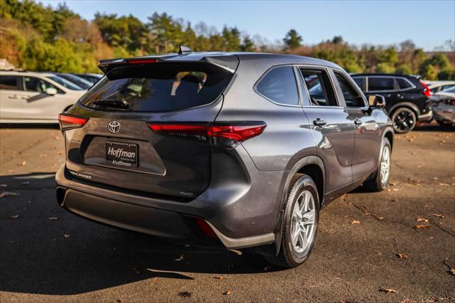 used 2023 Toyota Highlander car, priced at $39,400