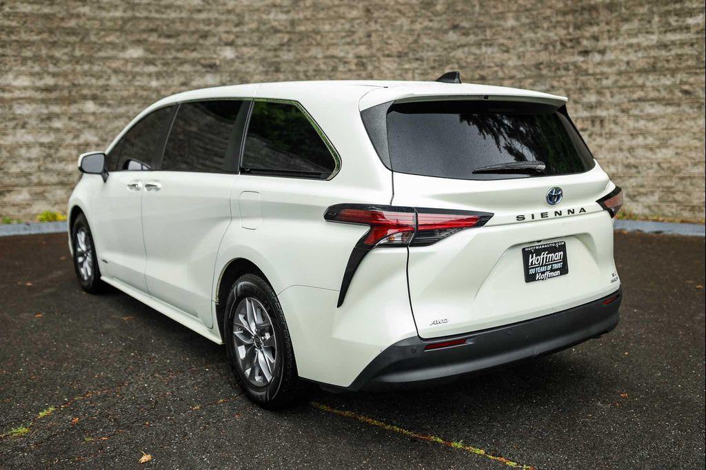used 2021 Toyota Sienna car, priced at $31,900