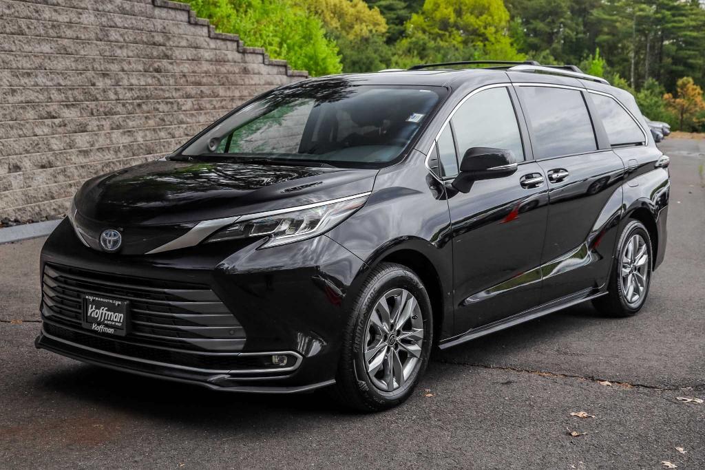 used 2022 Toyota Sienna car, priced at $46,500