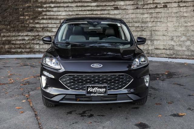 used 2022 Ford Escape car, priced at $21,900