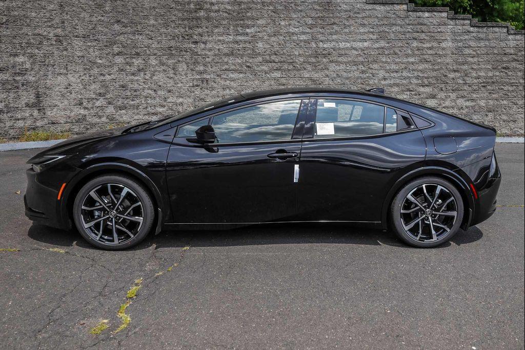 new 2025 Toyota Prius Plug-In Hybrid car, priced at $39,579