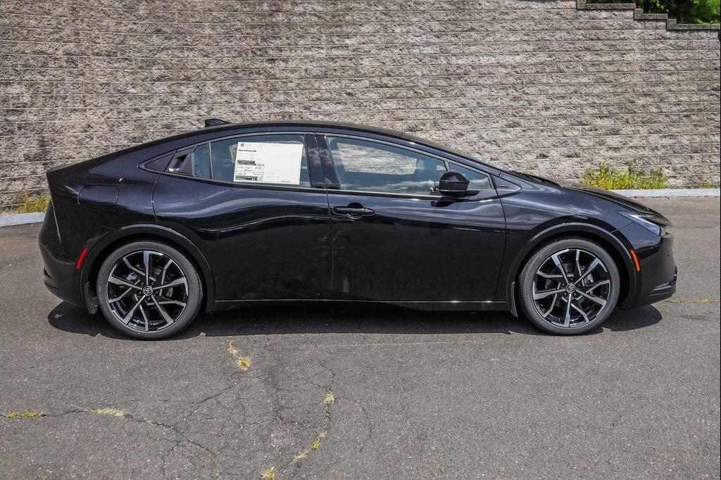 new 2025 Toyota Prius Plug-In Hybrid car, priced at $39,579