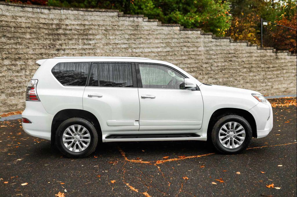 used 2017 Lexus GX 460 car, priced at $20,900