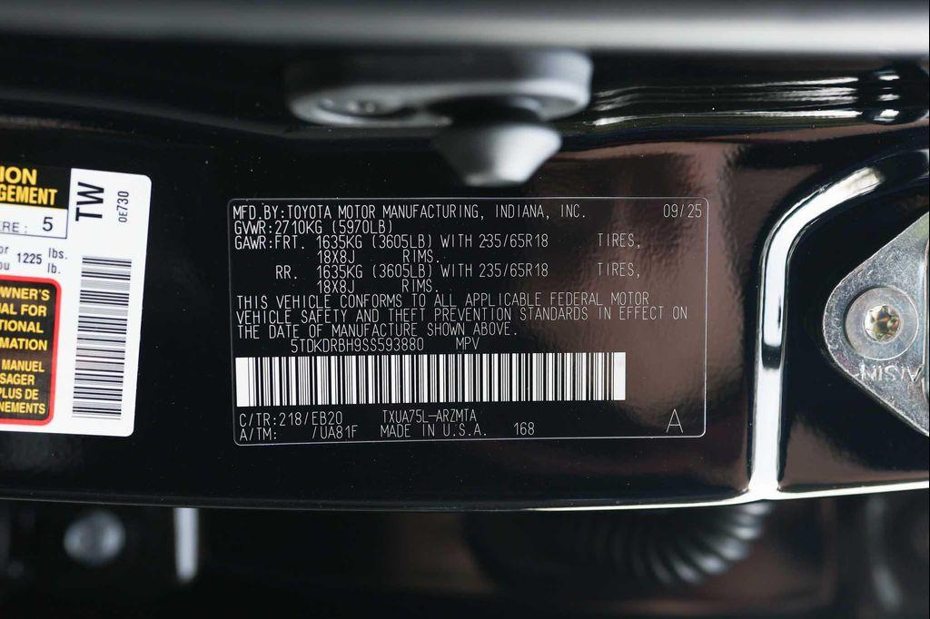 new 2025 Toyota Highlander car, priced at $47,263