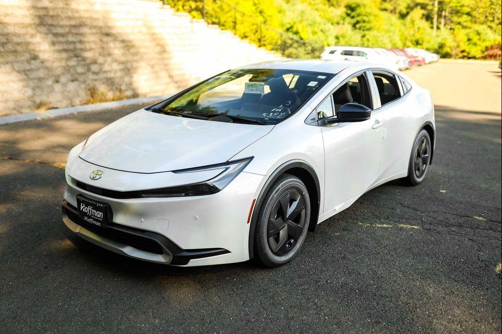 new 2026 Toyota Prius Plug-In Hybrid car, priced at $35,129