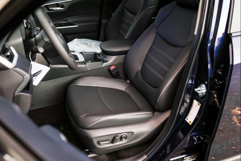 new 2025 Toyota RAV4 car, priced at $36,375