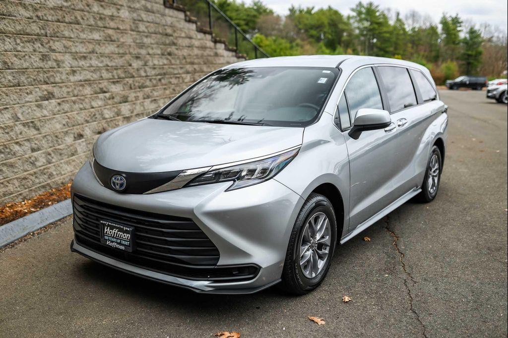 used 2024 Toyota Sienna car, priced at $40,500