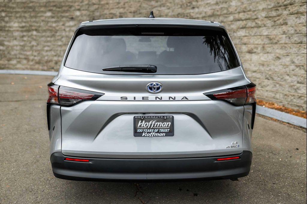 used 2024 Toyota Sienna car, priced at $40,500