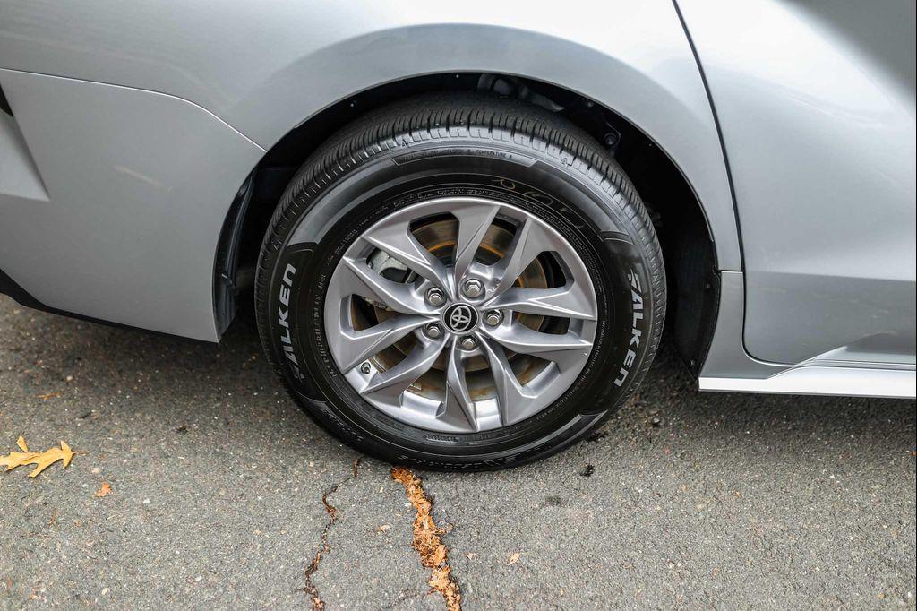 used 2024 Toyota Sienna car, priced at $40,500