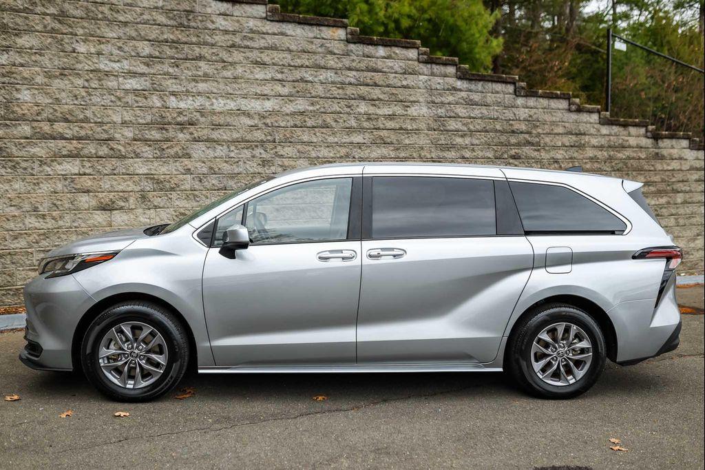 used 2024 Toyota Sienna car, priced at $40,500