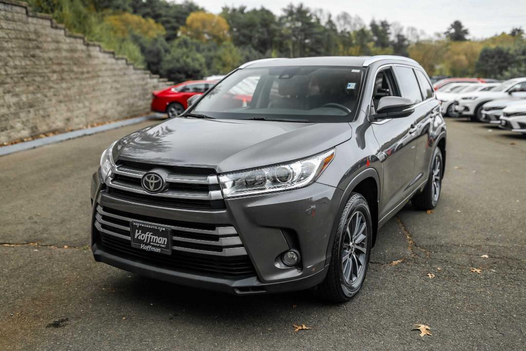 used 2017 Toyota Highlander car, priced at $24,600