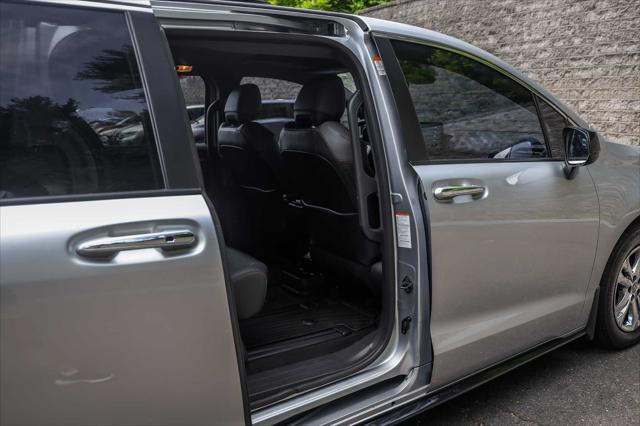 used 2022 Toyota Sienna car, priced at $44,500