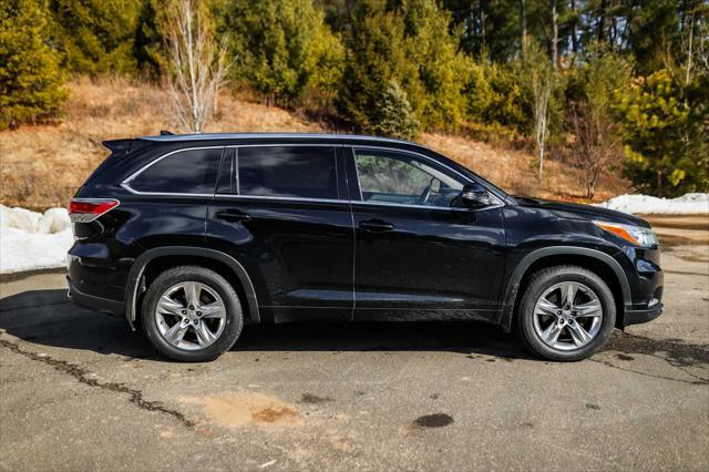 used 2014 Toyota Highlander car, priced at $19,850