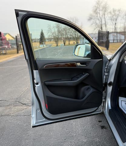 used 2009 Audi Q5 car, priced at $4,500