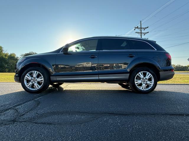 used 2011 Audi Q7 car, priced at $6,500