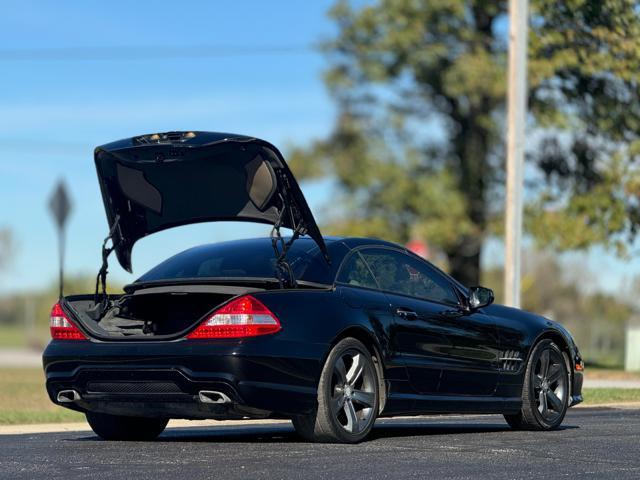 used 2009 Mercedes-Benz SL-Class car, priced at $12,995