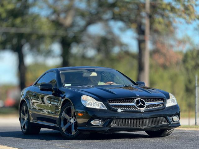 used 2009 Mercedes-Benz SL-Class car, priced at $12,995