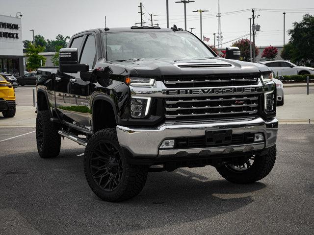 used 2022 Chevrolet Silverado 2500 car, priced at $50,988