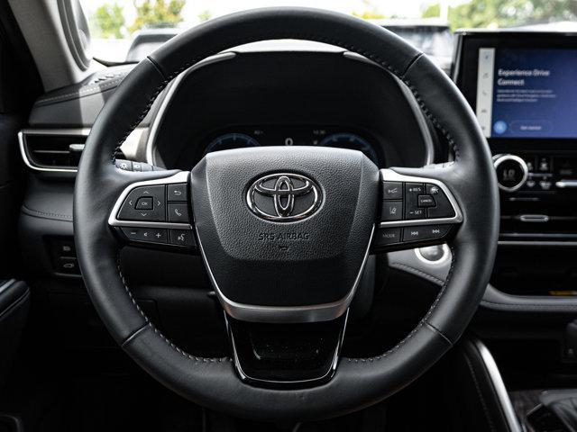used 2024 Toyota Highlander car, priced at $45,988