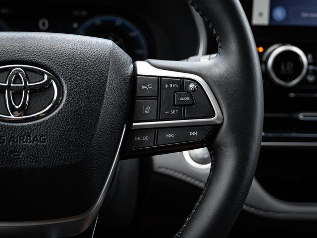 used 2024 Toyota Highlander car, priced at $45,988