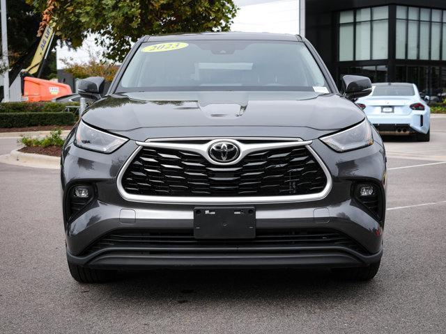 used 2023 Toyota Highlander car, priced at $37,350